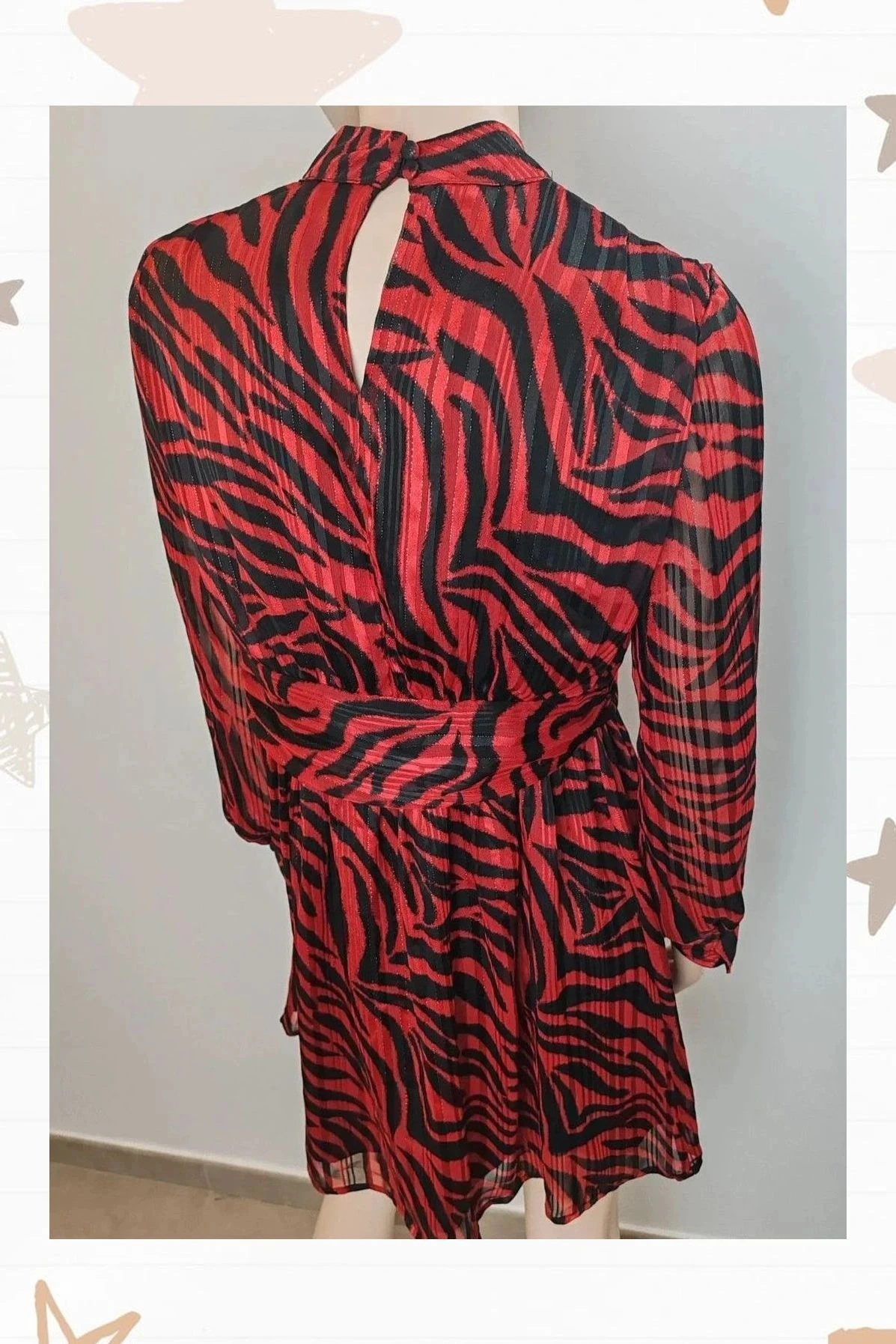 Vestido precioso com detalhe brilhante – photo 4